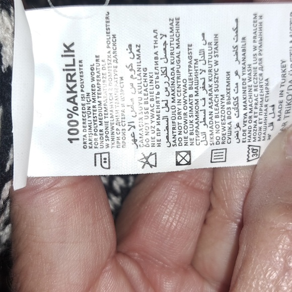 NWT OVERSIZE CARDIGAN - Picture 7 of 7